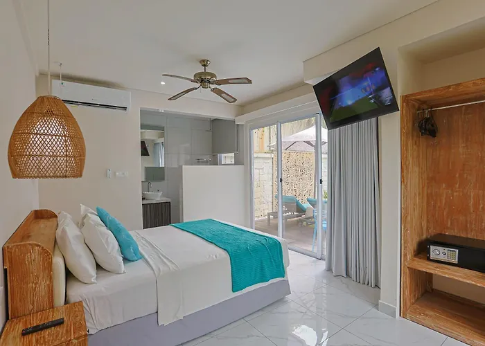 Villa Lacasa2 With Butler Legian (Bali)